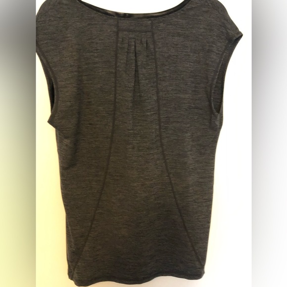 Gaiam, Charcoal Grey, size Medium Sleeveless T-shirt - Picture 2 of 8